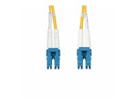 StarTech.com 15m (49.2ft) LC to LC (UPC) OS2 Single Mode Duplex Fiber Optic Cable, 9/125µm, Laser Optimized, 10G, Bend Insensitive, Low Insertion Loss - LSZH Fiber Patch Cord (SMDOS2LCLC15M) - Koblingskabel - LC/UPC-enkeltmodus (hann) til LC/UPC-enkeltmodus (hann) - 15 m - 2 mm - fiberoptisk - dupleks - 9 / 125 micron - OS1/OS2 - halogenfri, passiv - gul SMDOS2LCLC15M